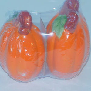 NEW Pumpkin Pair Salt & Pepper Shakers